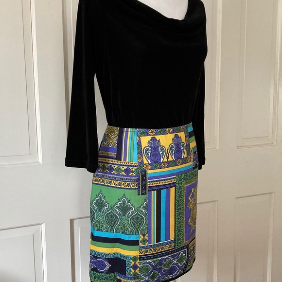 Boston Proper Dresses & Skirts - Boston Proper  Bold Patterned Mini Skirt   SZ 14  NWT Never Worn